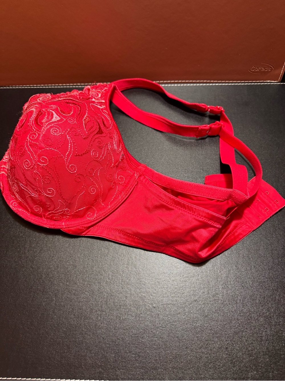 Playtex Red Embroidered T-Shirt Bra - Picture 7 of 8